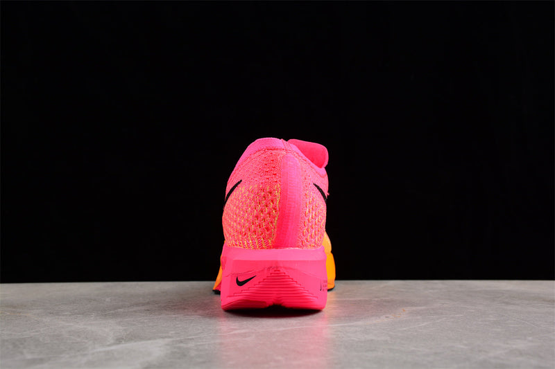 Tênis Nike Zoom X Vaporfly 3 - Rosa